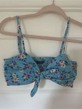 ZARA- Blue Floral Tie-Front Bikini Top